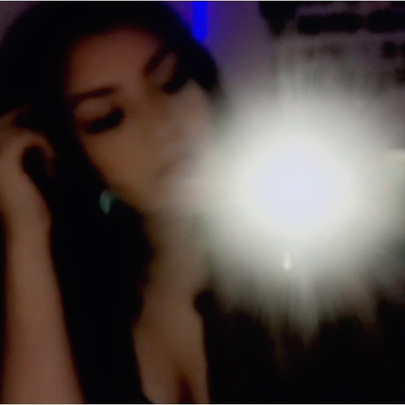 Meet your Posher, Rihanna - Picture 1 of 1